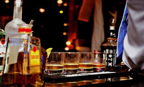 Bartender on Board Avondale Estates