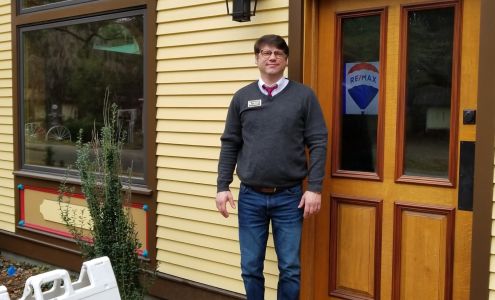 Anthony Kozumplik of RE/MAX Island Realty