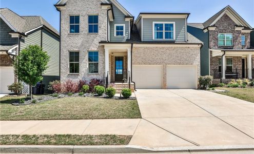 Luxury Living International