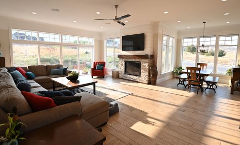 Peak Windows Hyde Park