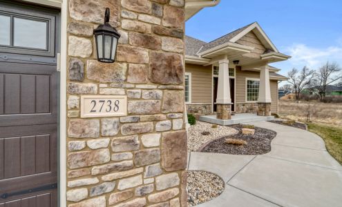 MAKING DREAMS Realty