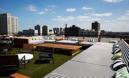 The Lawrence House - Uptown