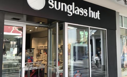 Sunglass Hut