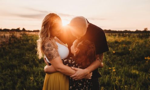 Ashley Mae Photography LLC 2924 W 300 N, Winamac Indiana 46996