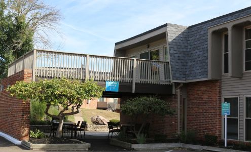 Rivers Edge Apartments and Townhomes