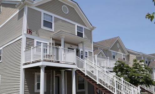 Yugo Lexington Campus Court