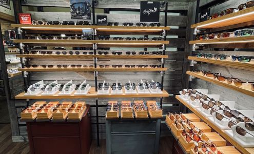 Sunglass Outfitters by Sunglass Hut