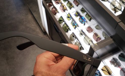 Sunglass Outfitters by Sunglass Hut