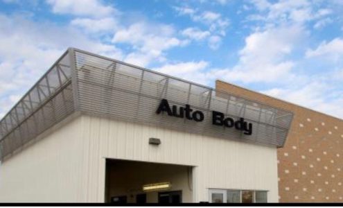 B Street Collision Center - Lincoln