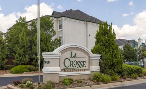 La Crosse Apartments
