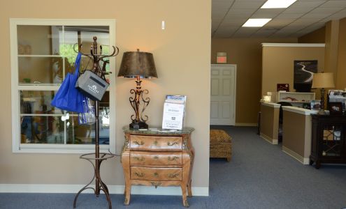 Farmers Insurance - Kelly Smith