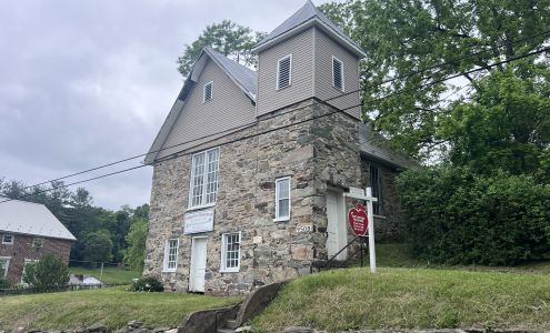 Kenny Downs - Real Estate Agent - Mackintosh Inc. Realtors