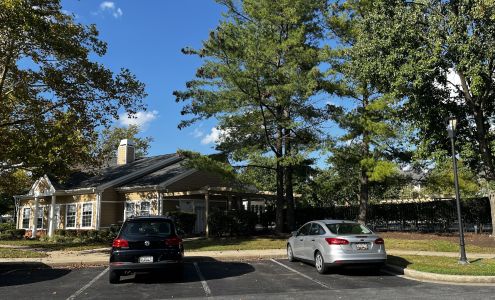 Kingscrest Apartments