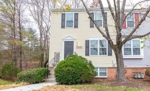 Greenhills Apartments & Townhomes