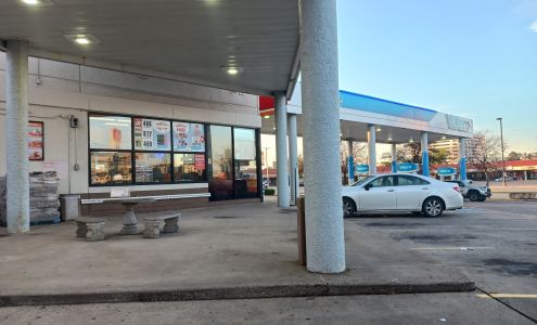 Valero Corner Store