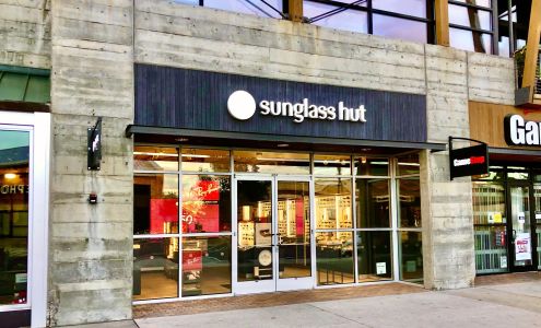 Sunglass Hut
