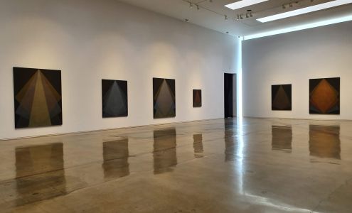 Kohn Gallery
