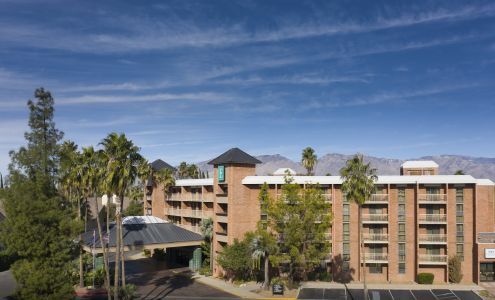 Embassy Suites by Hilton Tucson East