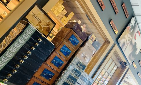 Cigar Town and Lounge