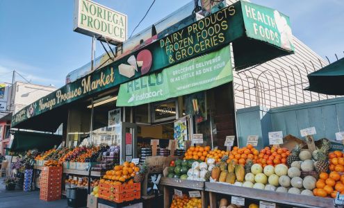 Gus's Community Market