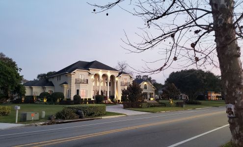 Lake Hollingsworth Apartments