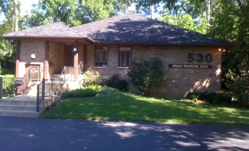 Brian Reardon DDS 530 Cherry St, Elmhurst Illinois 60126
