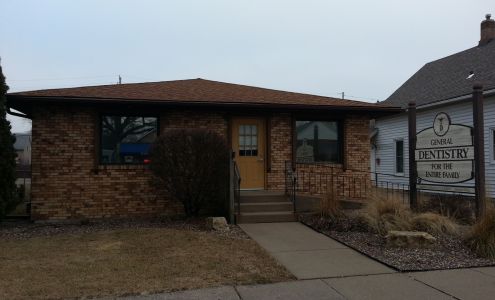 Dr. Joseph E. Carnahan, DDS