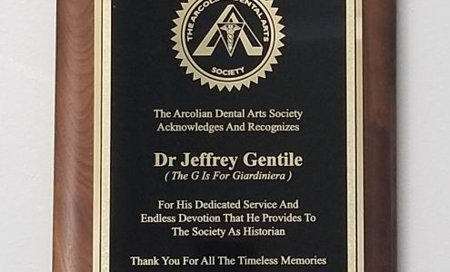 Dr. Jeffrey J Gentile, DDS 1220 Roosevelt Rd, Glen Ellyn Illinois 60137