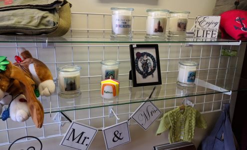 Meetinghouse Mill Gift Stop