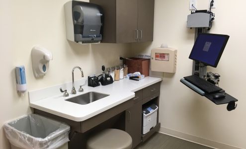 Mercy Clinic Primary Care - Edmond I-35