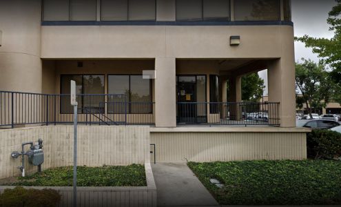 Dr. Dariush Zandi, MD