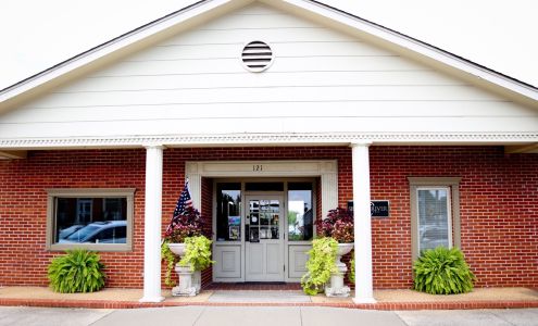 Singing River Dentistry 121 E 6th St, Tuscumbia Alabama 35674