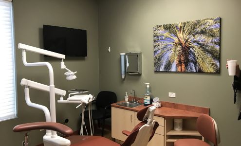 Vernon Hills Dental Center 300 Center Dr Ste 106, Vernon Hills Illinois 60061