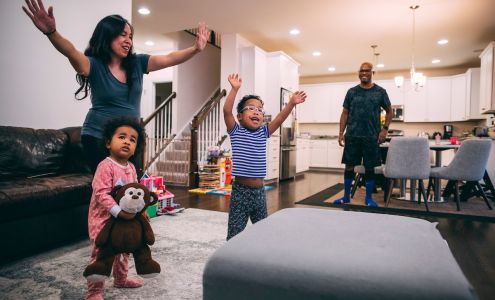 Debbie Mitchell: Allstate Insurance