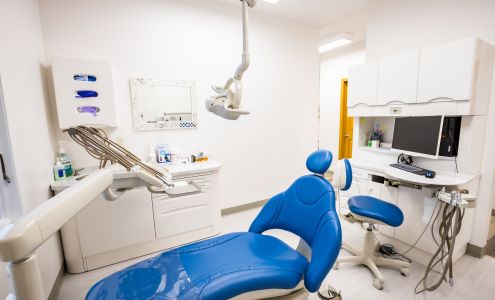 Dr. Chelsea Mason Dental