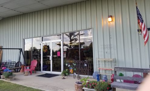 Horsefeathers Antique Mall