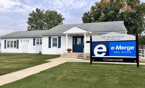 e-Merge Real Estate Crossroads (Circleville)