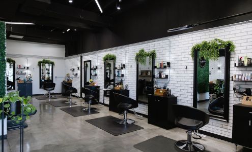 Studio B Salon & Suites 1717 Wolf Rd ste d, Richfield Wisconsin 53076