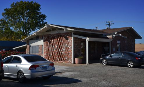 Howe Family Dentistry 100 S Collins Fwy, Howe Texas 75459