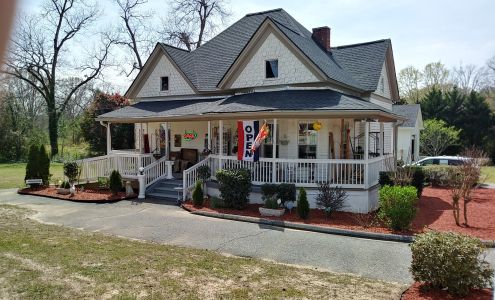 Pretty Petals & Pickin's