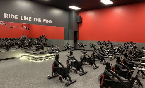 Crunch Fitness - Canton