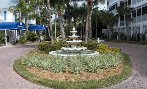 Olde Marco Island Inn & Suites