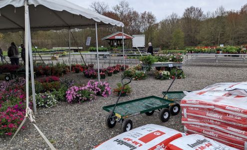 Mill River Farm Market 76 Conway Rd, South Deerfield Massachusetts 01373