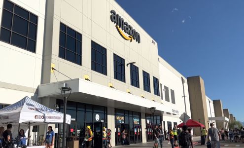 Amazon Fulfillment Center - TUS2