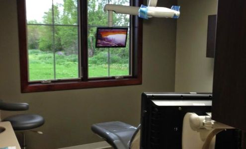 Lakeshore Family Dentistry, PLC Panora