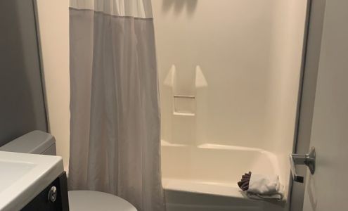 The Clarendon Hotel & Spa (Cannabis-Friendly, 21+ only)