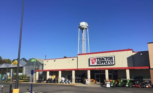 Tractor Supply Ashland City