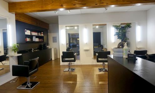 Vamp Salon 1314A Esquimalt Rd, Victoria British Columbia V9A 3P6
