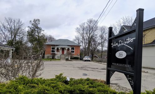 Salon DiLoreto 355 Woolwich St, Guelph Ontario N1H 3W4