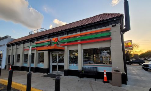 7-Eleven University Park